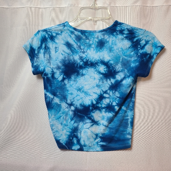 O'mighty Blue Tie Die Crop Top Women's Size Small - Picture 2 of 4